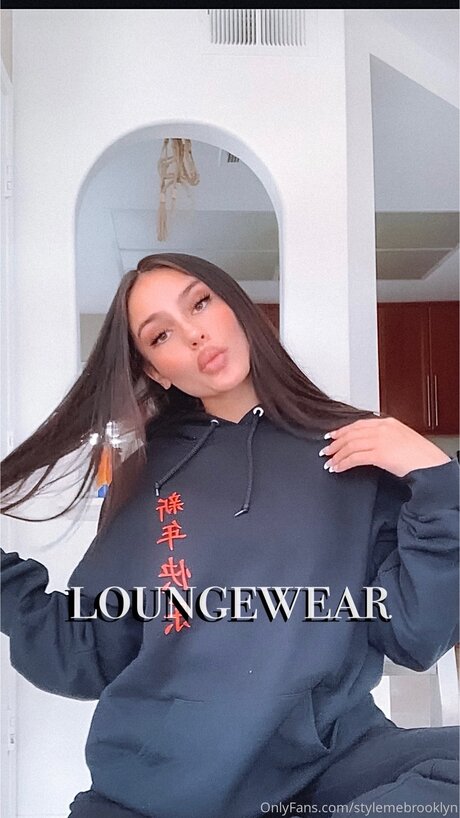 Stylemebrooklyn pretty pornstar pic