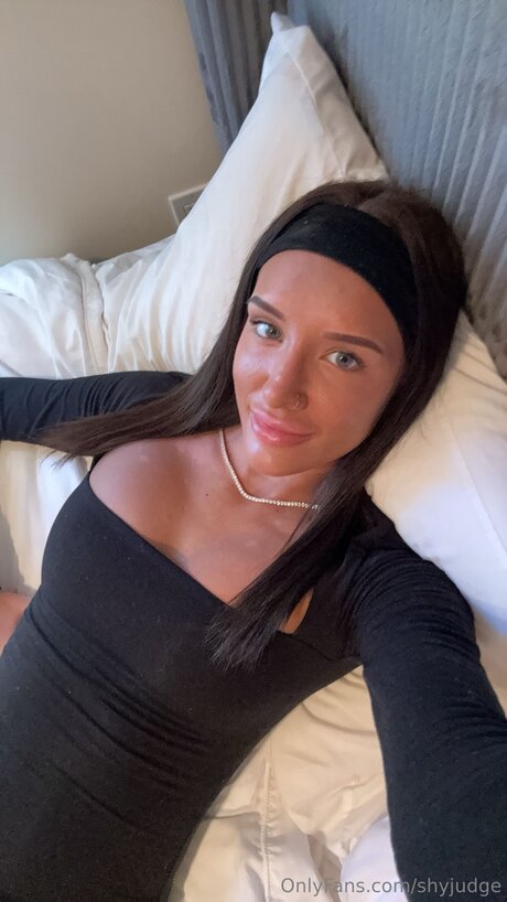 Shyjudge xxx actress gallery