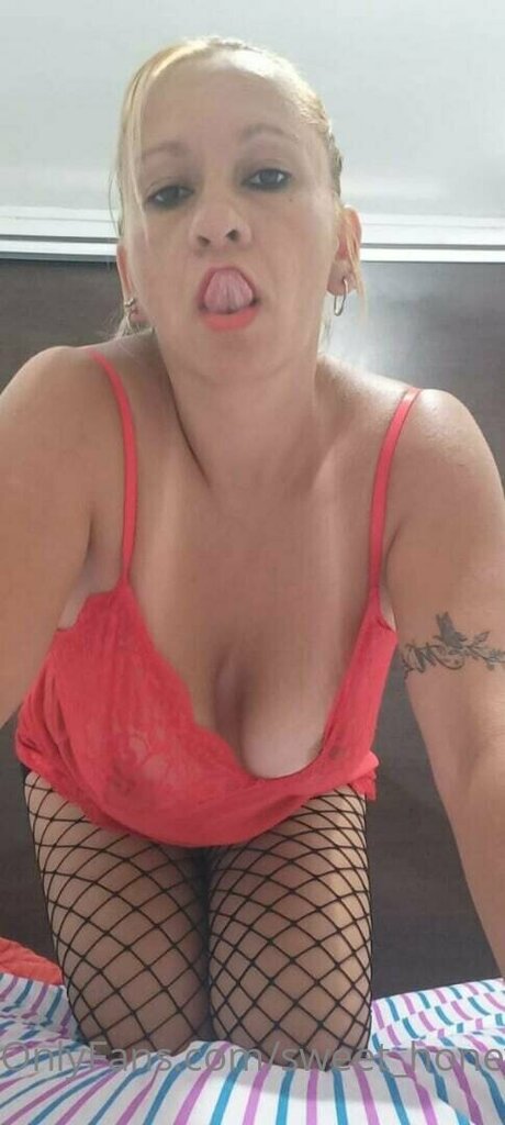 Sweet Honey Sweet hot pornstar images