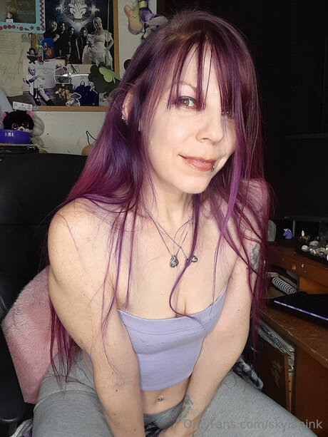 Skylapink pornographic star img