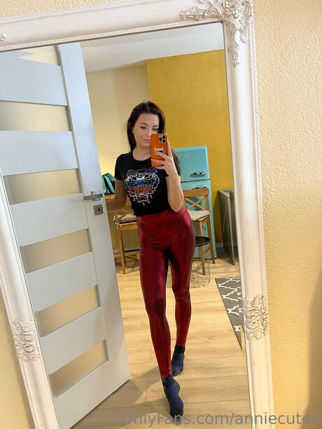 Anniecutee star nice pictures