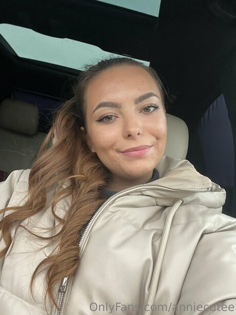 Anniecutee star high quality img