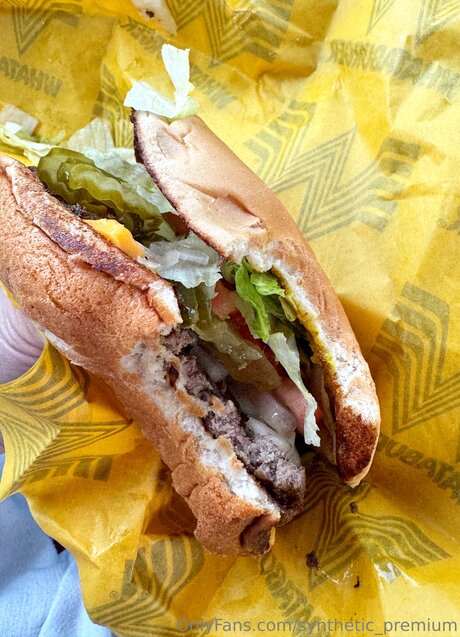 Synthetic Premium free actress images