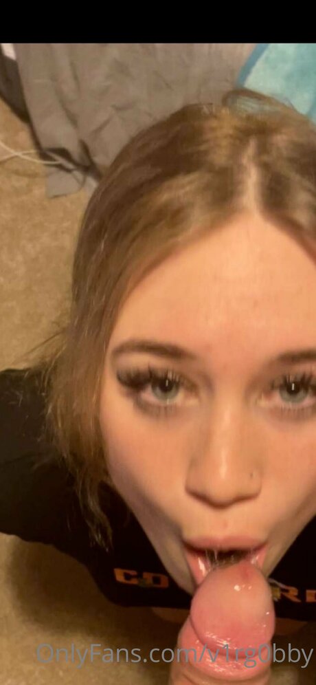 Littlewinniee beautiful pornstar archive