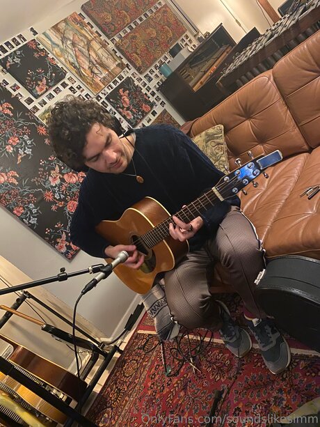 Soundslikesimm pornstar free pictures