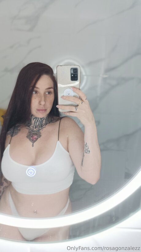 Rosagonzalezz sex model gallery