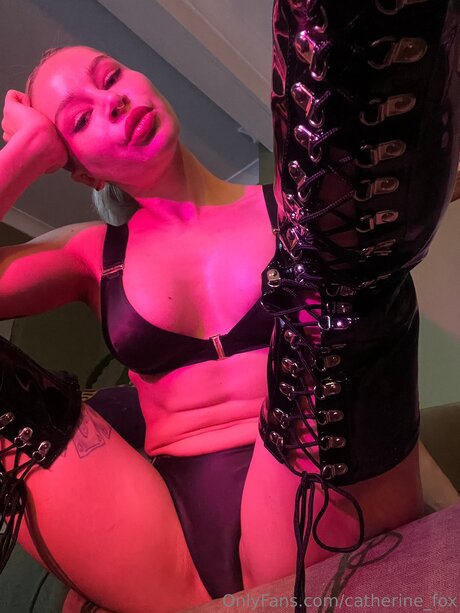 Catherine Fox sex model galleries