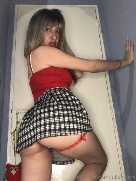 Julixholms hd actress photos