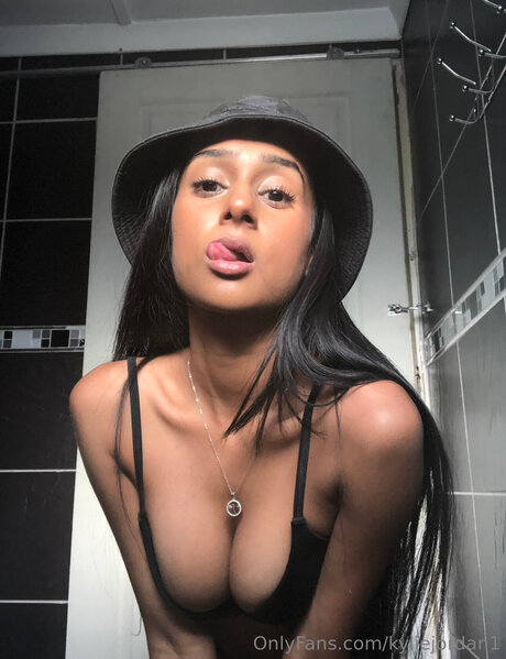 Kyliejordan66 hot star picture