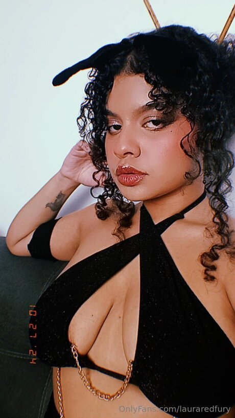 Lauraredfury Profile pic