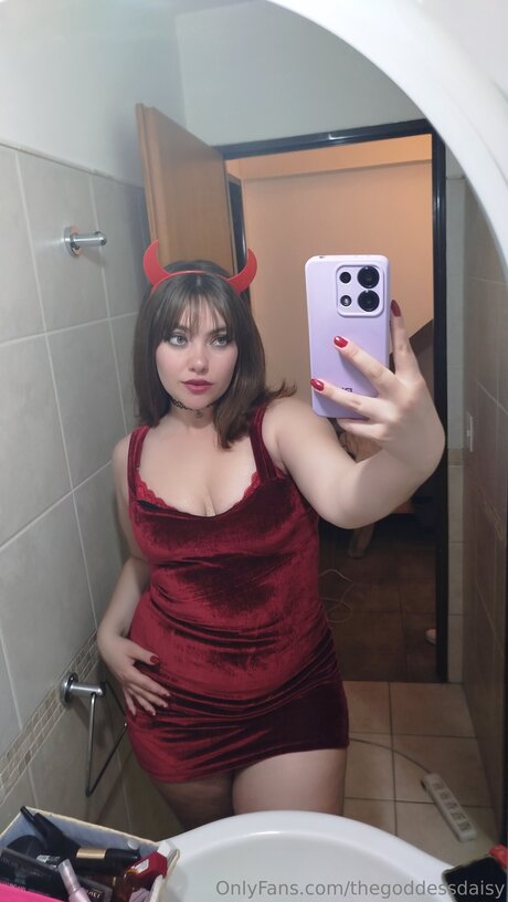 Thegoddessdaisy star erotic archive