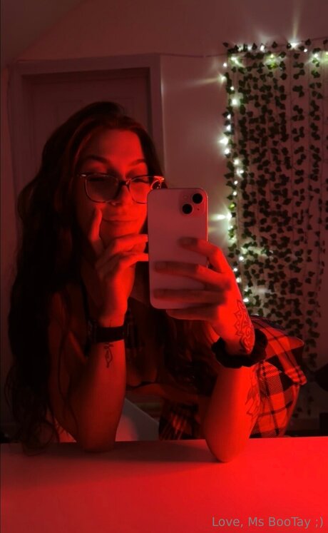 Msbootay star adult images