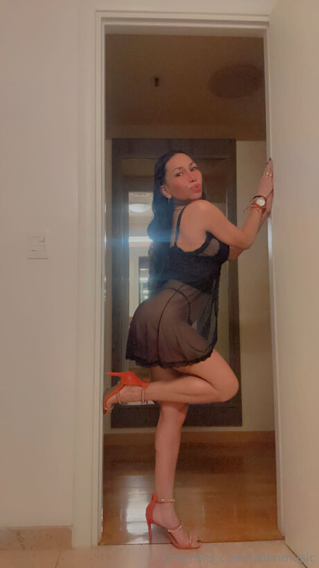 Helenmusic hd pornstar photos