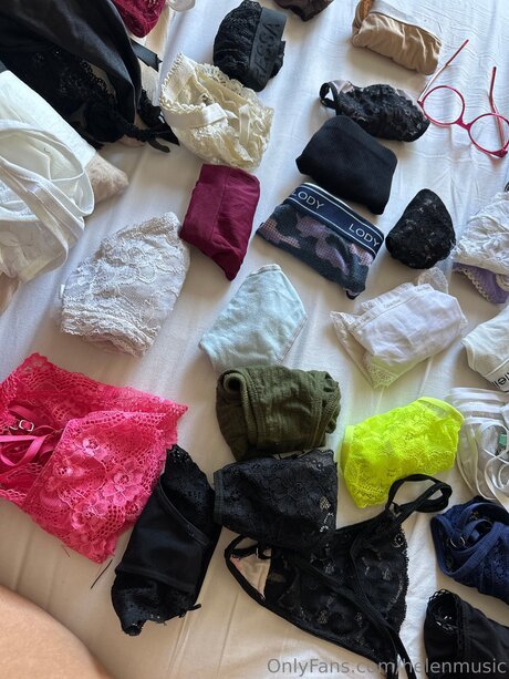 Helenmusic star high quality img