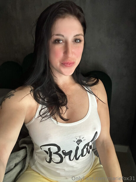 Mariefox31 star top img