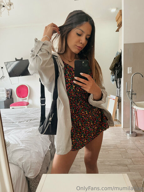 Mumilatian sexy model archive