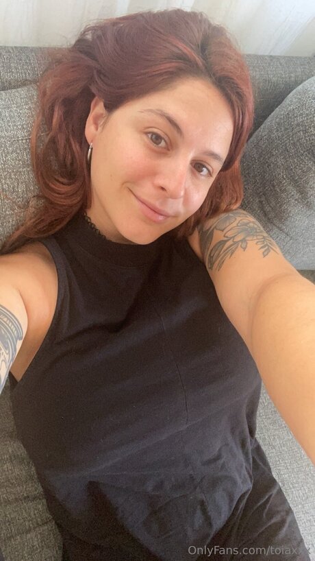 Toiaxxx model free pic