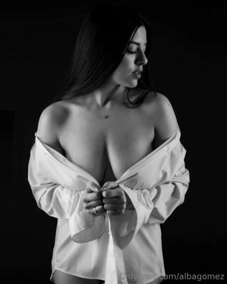 Albagomez pornstar naked photo