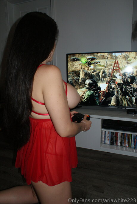 Ariawhite223 nice pornstar photo