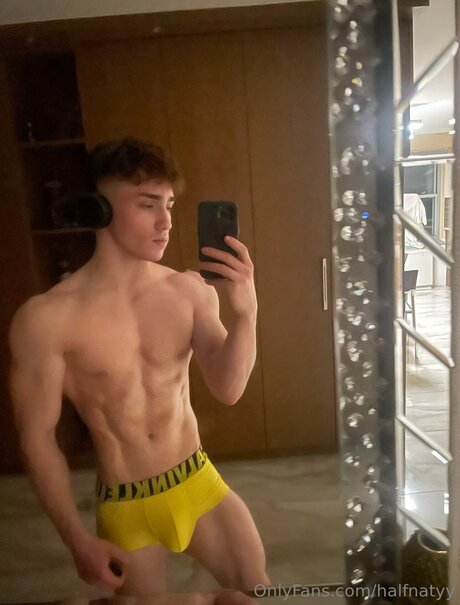 Halfnatyy star pornographic archive