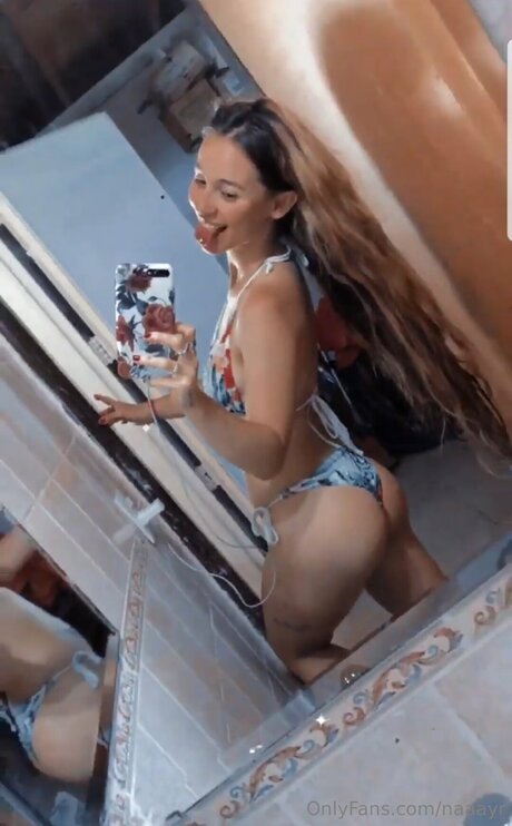 Naaayr sex star picture