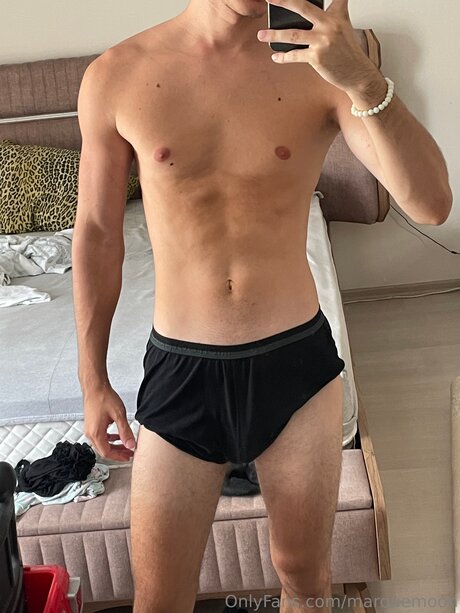 Marquemoon model naked pictures