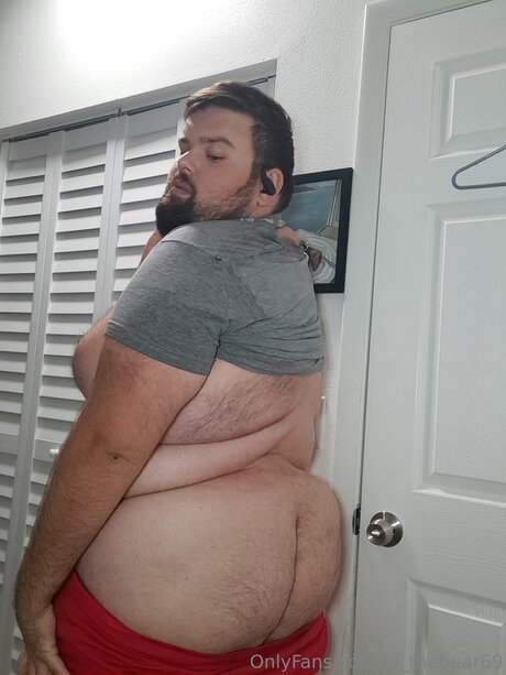 Lu Thebear69 pornstar xxx pic