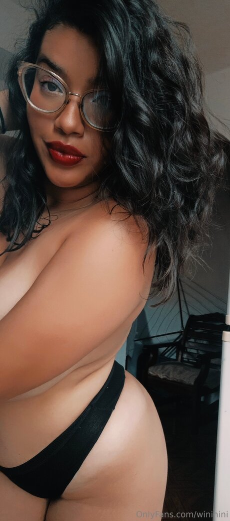 Wininini adult star img