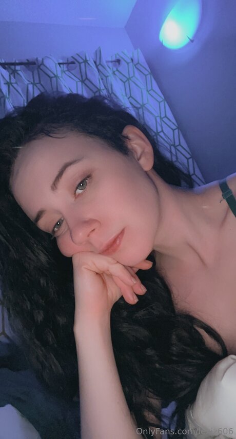 Lexiz606 pornstar nude img