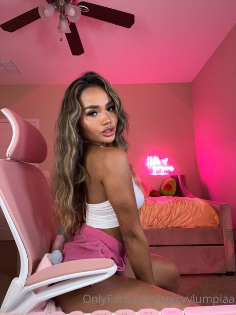 Spicyylumpiaa sexy actress archive