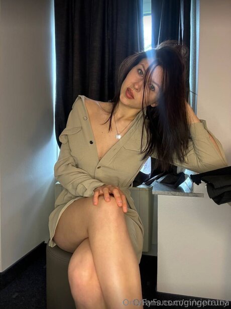 Gingerruna beautiful actress archive