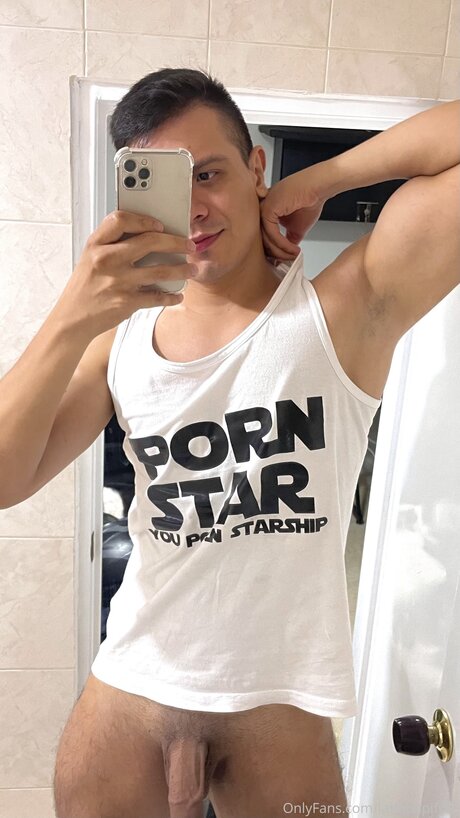 Latinpapifree pornographic star picture