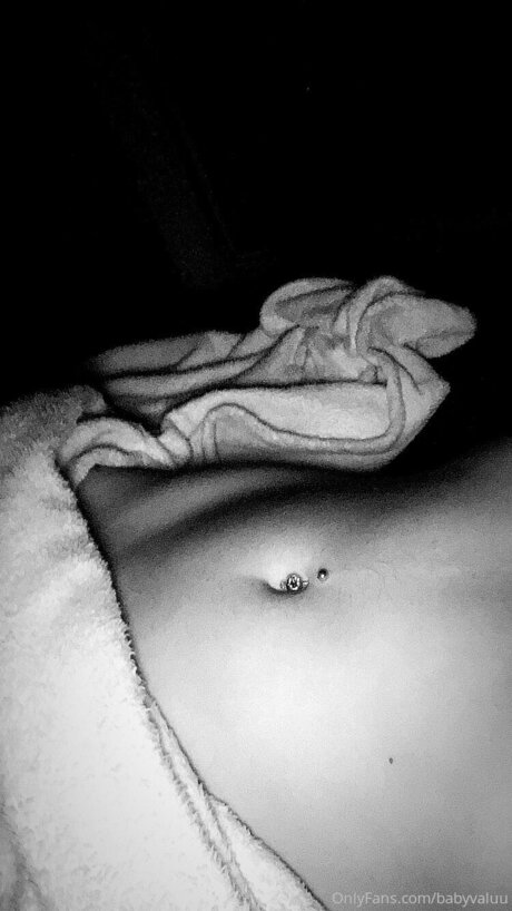 Babyvaluu perfect actress photos