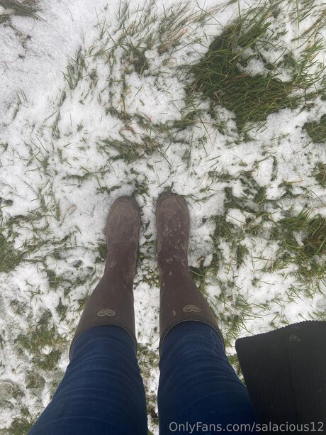 Salacious12 model hot picture