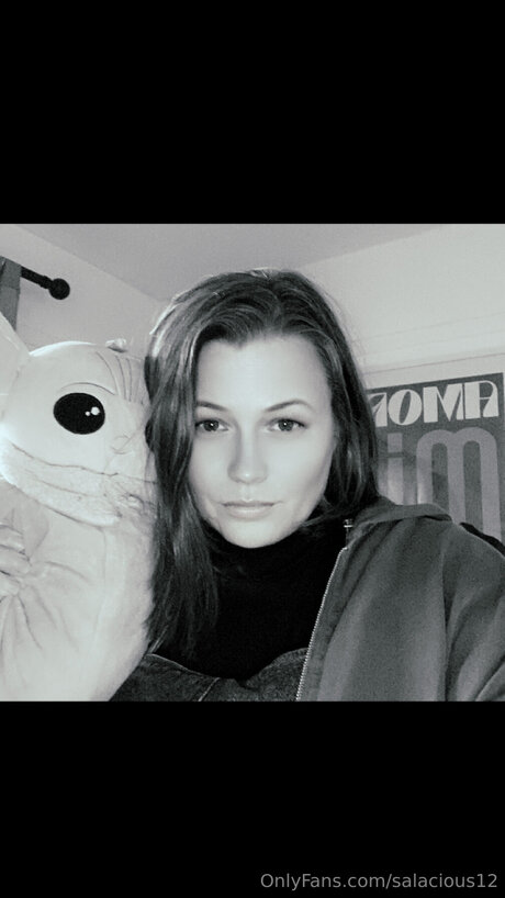 Salacious12 pornstar exclusive image