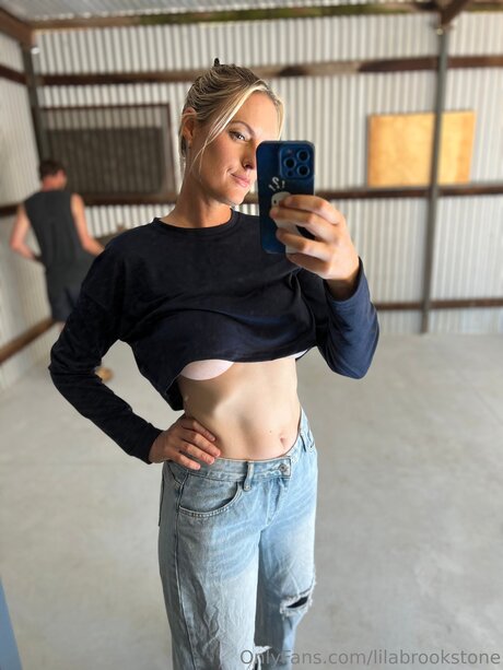 Lilabrookstone pornographic actress photo