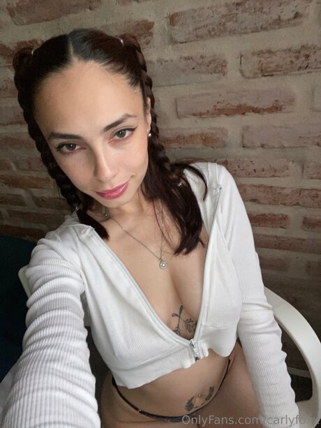 Itscarlaaa top actress pic