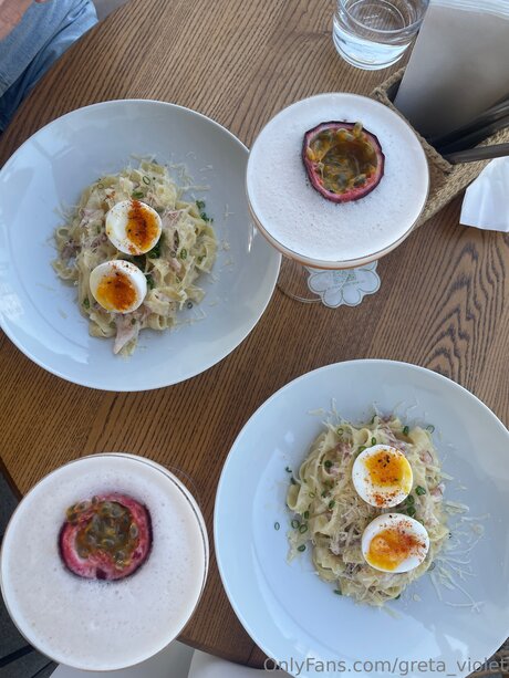 Anax2002 actress pic