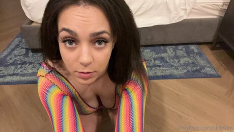 Slifefree erotic pornstar photo