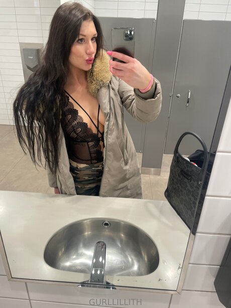 Girllillith beautiful model picture