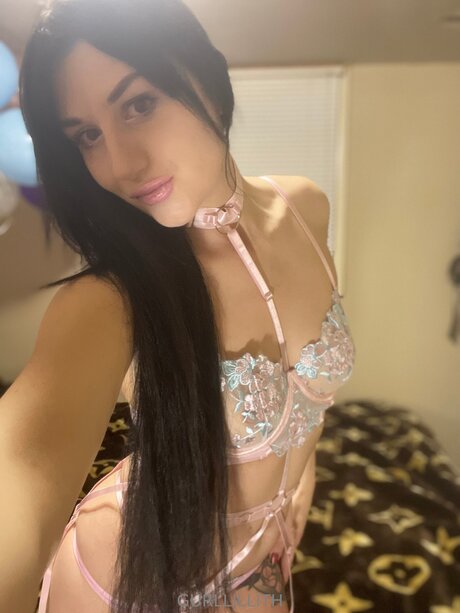 Girllillith erotic pornstar img