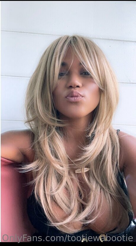 Tootiewabootie hot actress pics