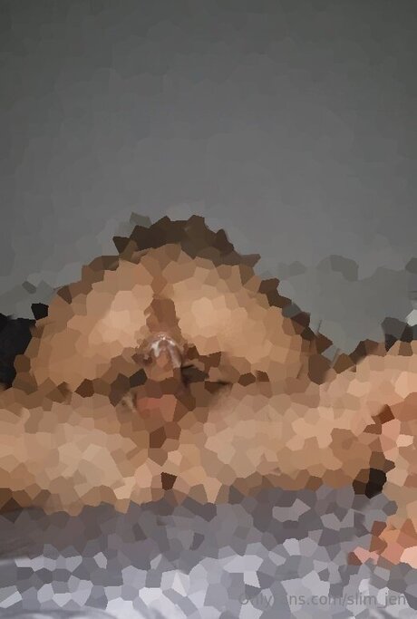 Slim Jen erotic model picture