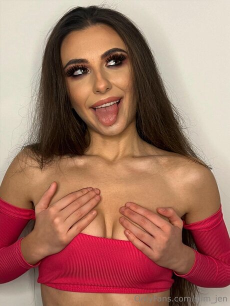 Slim Jen model perfect picture