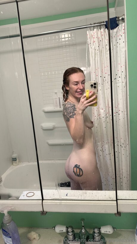Gingersnaxxxx porn actress image