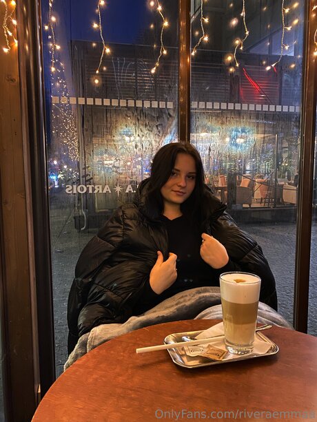 Riveraemmaa free actress photos