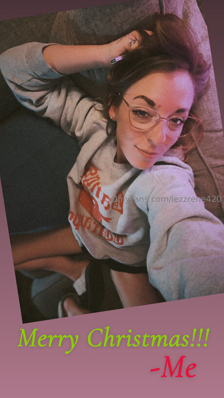 Lezzrene420 erotic model picture