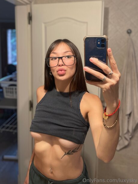 Chloepatrex beautiful model archive