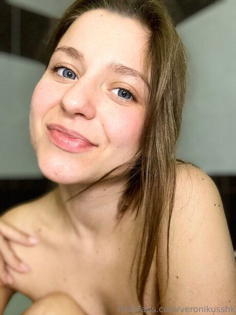 Veronikusshk erotic actress photo
