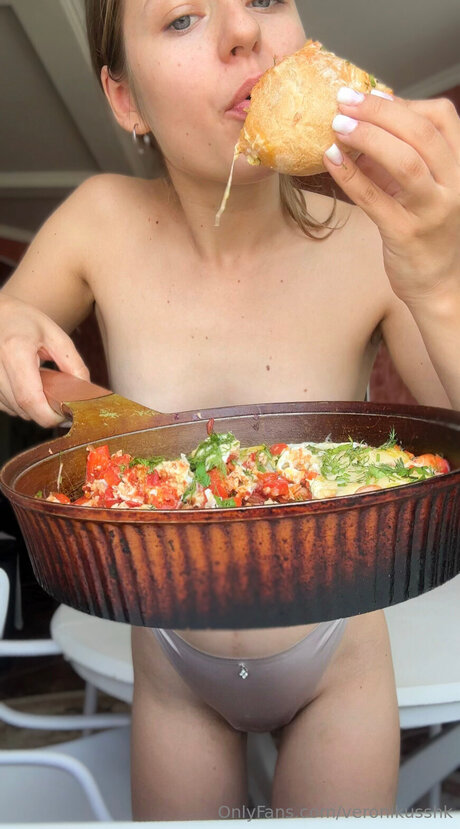 Veronikusshk perfect model img